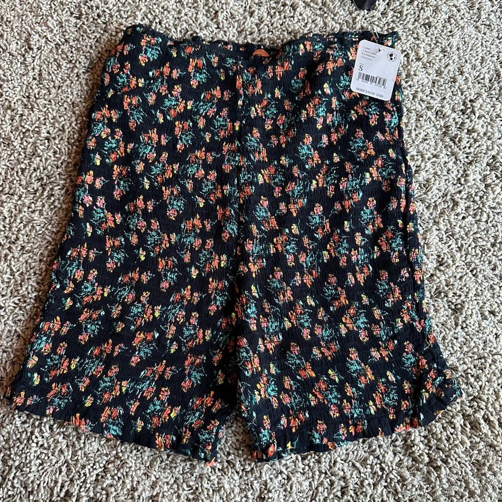 Floral Women's Shorts Free People small